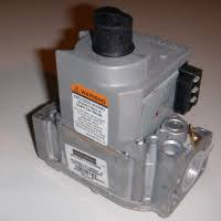 Lochinvar VAL2412 24v 3/4" X 3/4" Natural Gas Valve 1.8" W.C. VR8303M4863 100208601