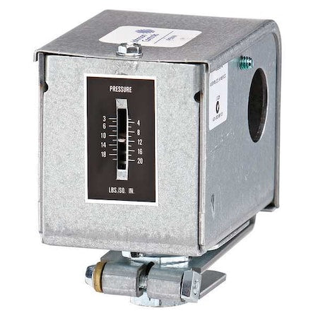 Johnson Controls P10BC-7C - Pneumatic-Electric Switch, Bracket, 1/8 in Barbed, 3 to 20 psi