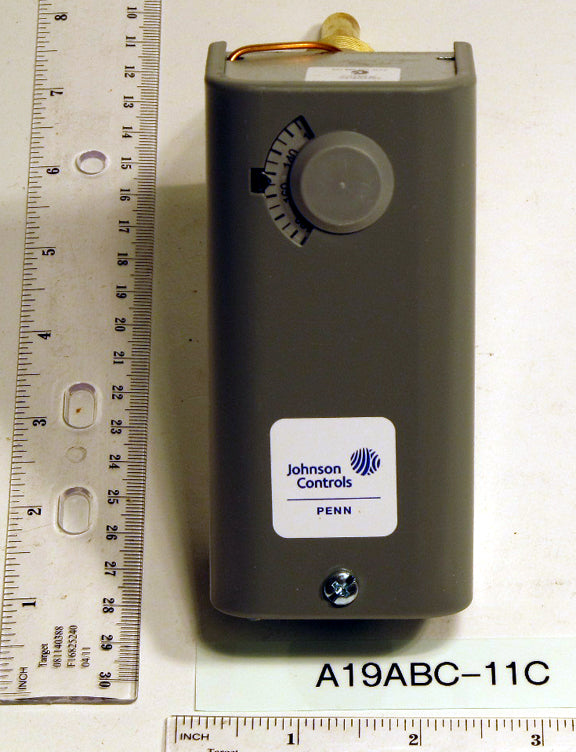 Johnson A19ABC-11C Spdt Immersion Type Aquastat 100-240F Includes 1/2" Well