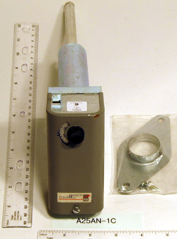 Johnson A25AN-1C Spst Air Temperature Control With Manual Reset Open Hi 25/215f