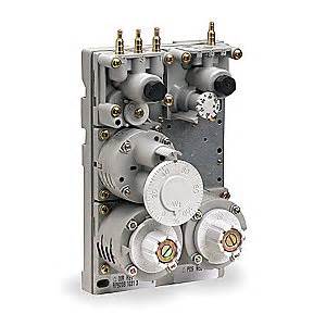 Honeywell RP920B1031 R.a./D.a. Pnuematic Electric Switch R-B On Fall Spdt 4 PSI