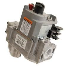 Burnham 109620-01 Gas Valve Hon VR8204C3007 Nat EI 0.7"S3.5"FR 1/2"NPT1/4" Replaces 81660145U