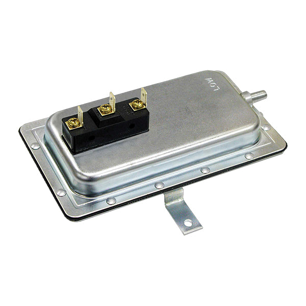 Cleveland DFS-221-112 Spdt Fixed Point Air Pressure Sensing Switch With Barbed Connector (.05" W.c.)