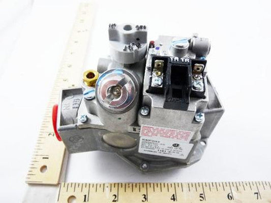 Weil McLain 510811641 24v 3.5 wc 1/2x1 Gas Valve